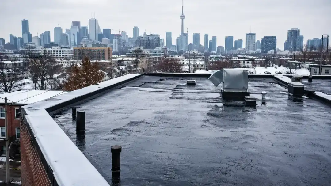 What Is the Cheapest Time of Year to Get a New Flat Roof in Toronto?